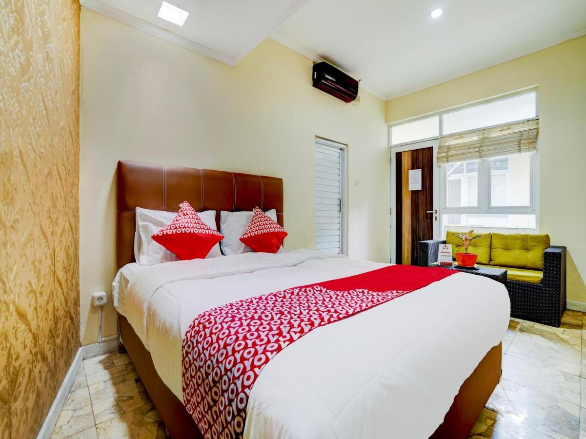 Oyo 90140 Nginep Yuuk Guest House Cirebon Ngoại thất bức ảnh