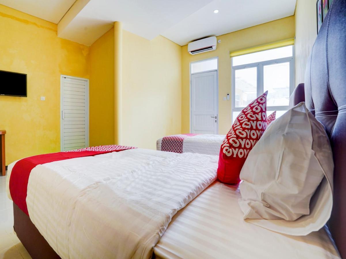 Oyo 90140 Nginep Yuuk Guest House Cirebon Ngoại thất bức ảnh