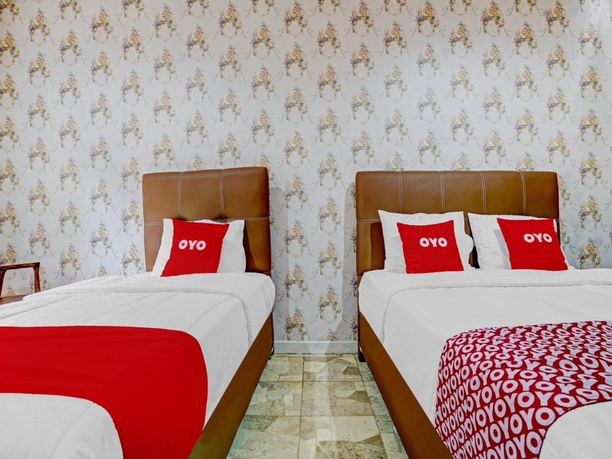 Oyo 90140 Nginep Yuuk Guest House Cirebon Ngoại thất bức ảnh