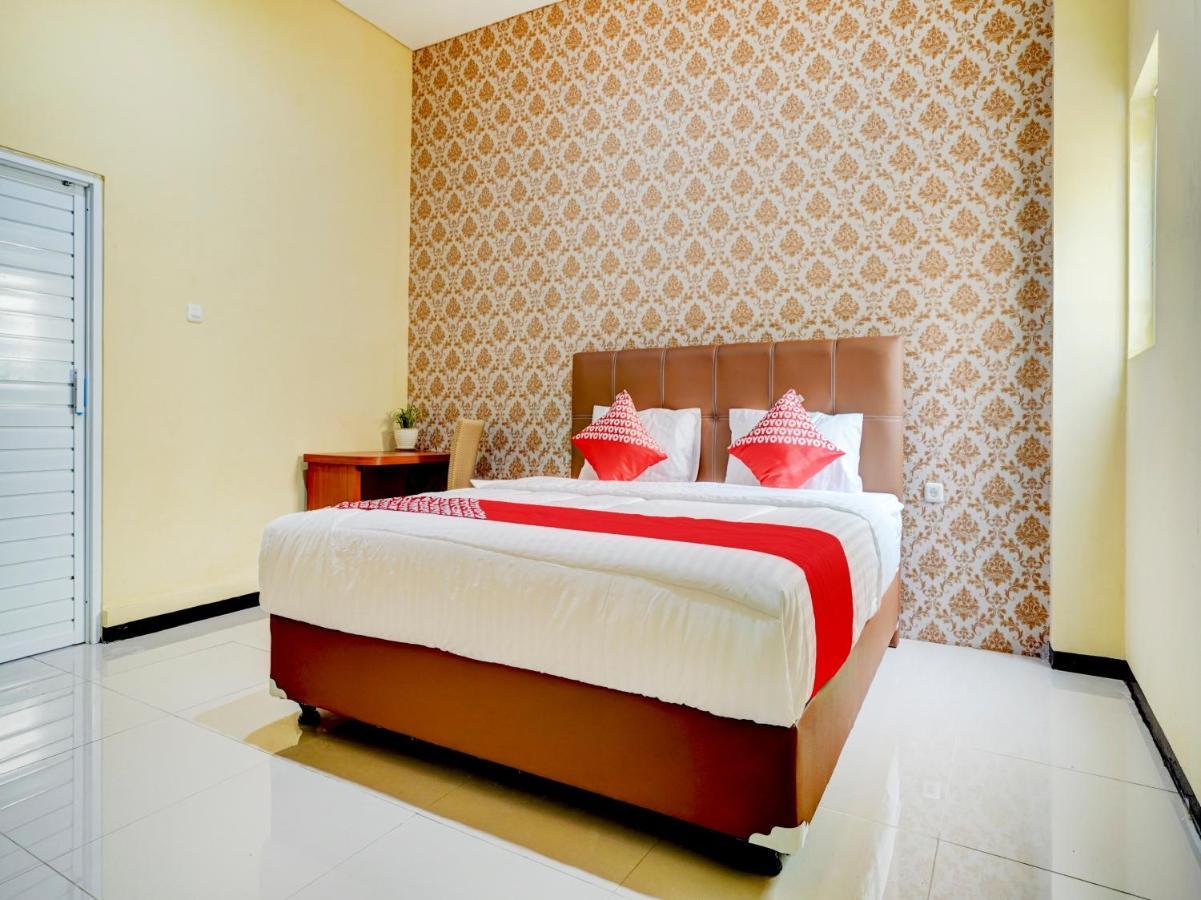 Oyo 90140 Nginep Yuuk Guest House Cirebon Ngoại thất bức ảnh