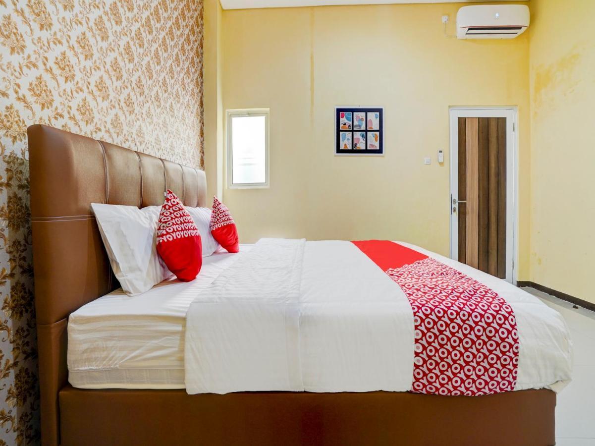 Oyo 90140 Nginep Yuuk Guest House Cirebon Ngoại thất bức ảnh